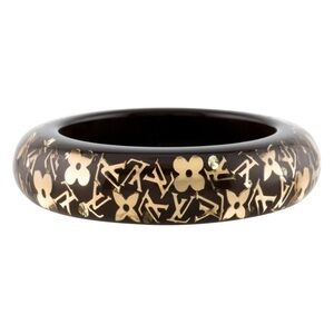 LOUIS VUITTON
Resin Wide Inclusion Bangle